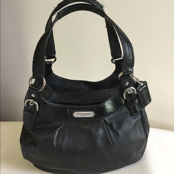 Coach Handbags - Coach Leather Bag